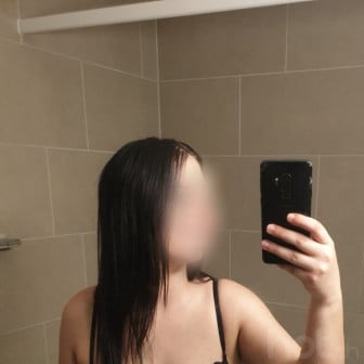 Hubsche Frau, Grobe Oberweite - Massage, GF6, Franzosisch