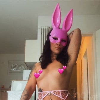 Schweizerin, 24j, 165cm, 59kg, B-Cup 🤫 Studio, GFE, Massage ⚡ vielseitig