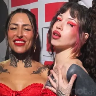 Heisses Duo, Silikonbr&uuml;ste, dominant & verspielt, gespaltene Zunge - Massagen, Body-to-Body, Zungenk&uuml;sse, 69, OV, GV (mit Gummi), GFE, Rollenspiele, Soft/Hard Domina, Toys, St...