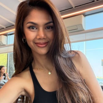 Thai Model Stella - Elegante Thail&auml;nderin mit heisser Sinnlichkeit