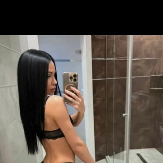 19 Jahre, 160cm, schlank - GFE, Domina, Massagen