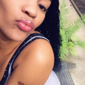 Kubanerin, 25 Jahre - bl&auml;st leidenschaftlich, 69, Sex in allen Positionen, Girlfriend-Sex, erotische Massage, Dildospiele
