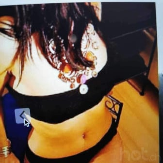 Vollbusige &Ouml;sterreicherin bietet 🤤 harten Sex und versaute Spiele
